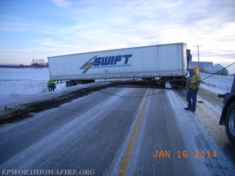 Sundown Rd. fuel leak MVC 01.16.2014
